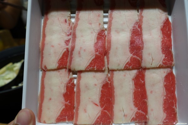 ▲桃园温野菜日式吃到饱涮涮锅。(图/Viviyu提供)