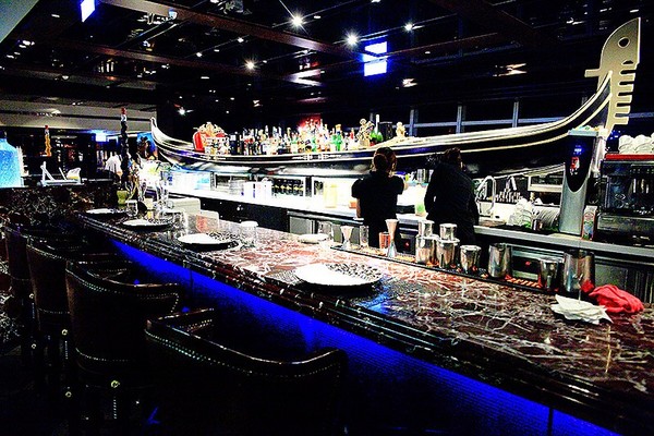 随意鸟地方101景观餐厅Diamond Tony’s 101大楼85F(图/萍子)
