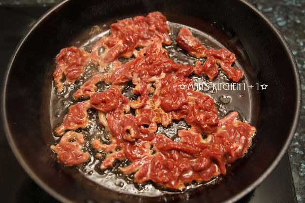 ▲葱爆牛肉。（图／男人厨房1+1提供）