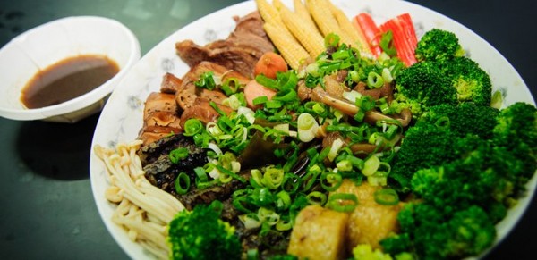 传承卤味（原五福真鲁味）。（图／麻吉小兔）