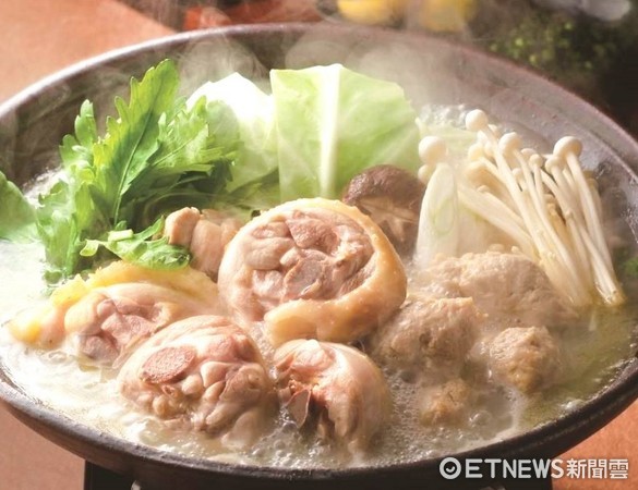 博多华味鸟。（图／橘焱国际餐饮集团提供）