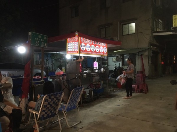 ▲高雄劳工公园夜市。（图／高雄美食地图提供）