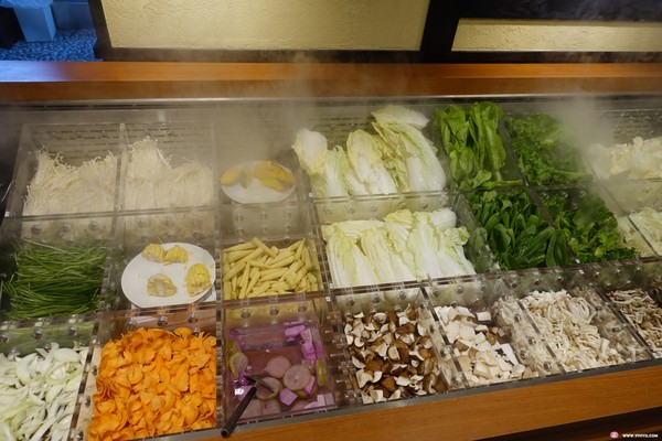 ▲桃园温野菜日式吃到饱涮涮锅。(图/Viviyu提供)