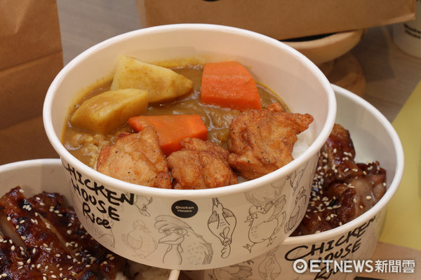 ▲香鸡城,新庄旗舰店，手扒鸡。（图／记者黄士原摄）