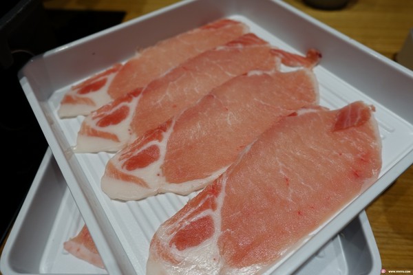 ▲桃园温野菜日式吃到饱涮涮锅。(图/Viviyu提供)