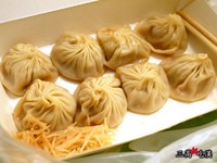 50年苏杭点心的老滋味　皮Q带劲的小笼汤包、蟹壳黄
