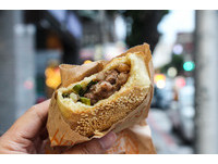 名人加持引发朝圣风潮　近期爆红的3家美食店家