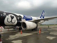 威航空服员控“被当免洗筷”　复兴、威航提5声明反击