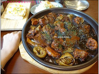 满满饺子、鸡肉超饱足！新开幕韩式“安东炖鸡”