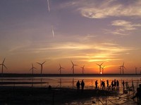 日网调查前10海外最美秋天绝景　台中高美湿地夺冠！