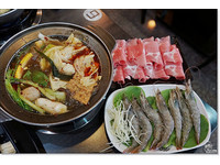 台中中药熬煮的平价火锅　免费“麻辣鸭血”吃到饱