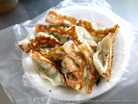 台中老眷村美食！　香酥薄脆的锅贴、鲜肉包