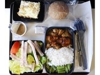 飞机餐通常不太美味？选这两类食物最好吃