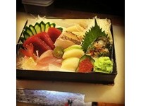 高雄超人气排队寿司　小店也能吃到高档日式料理美味！