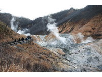 沿鬼火之道步步进入黑暗　有鬼居住的登别地狱谷