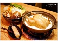 吃得到一整只鸡！超浓郁北海道牛奶风味鸡肉锅