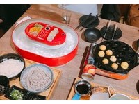 自己的章鱼烧自己做！台中烧肉店边吃边玩　还有流水面线