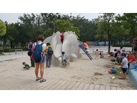 大安森林公园“磨石子溜滑梯”重生！Q版恐龙可爬上爬下