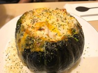 “炸弹年糕”1天只卖7份！　南瓜盅填满起司、辣炒年糕