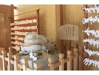 日本下吕温泉“青蛙神社”　投赛钱神明会和你说谢谢