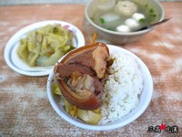 彰化飘香30年人气街摊　主打甘甜入味r肉饭
