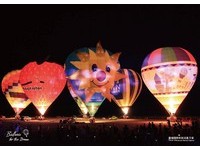 一晚限定“高雄光雕音乐会”　看5颗巨大热气球点缀港都