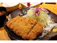 熊本大人气猪排饭！老饕必点鹿儿岛产六白黑猪里肌肉