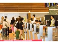 晚班机较易延误？航空地勤分享“6样搭机前该做的事”