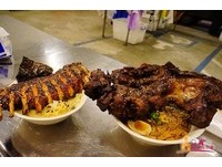 爆红行动拉面车在高雄出没　比脸还大的肉排拉面