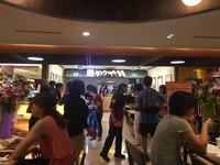 首卖破千碗！日本最大猪排连锁店进驻信义商圈美食街