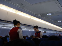 餐点可能保温72小时？机组人员揭露航空公司不愿说的事实
