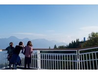 清境天空步道抢先看！漫步云端登百岳、日月潭赏湖光
