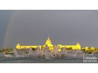 雨后惊见黄金宫殿！奇美无修图美照　网：不输埃及金字塔