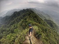 趁年轻热血一下！形如“天然攀岩场”的笔架山棱线纵走