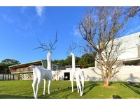 今年才有的特殊景点！南投山林间的摩登“毓绣美术馆”