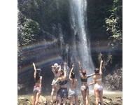 南投观音瀑布有“20楼高飞瀑”　巧遇水中彩虹超唯美！