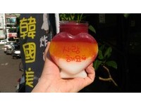 用果汁做成冰沙　堆出美丽又消暑的彩虹　