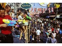 泼水节赴泰旅客注意！考山路取消大型狂欢活动
