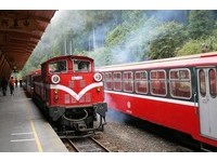 阿里山森林铁路春节加开列车　22日上午6点开放订票