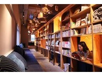 入住京都书店旅馆　与3,200本书一起入眠