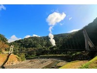 宜兰太平山新地标！　国宝蝶点缀的多望吊桥