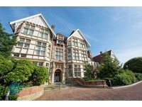 想住吗？英国百年历史校舍改装为精品旅馆