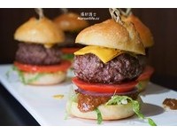台北市可包场办趴的和牛餐馆！150元就吃得到和牛汉堡
