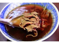 半夜不怕肚子饿！台南凌晨3点开卖的清甜牛肉汤