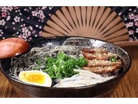 10块叉烧！“焱拉面”正宗汤头　高材生弃百万赴日取经
