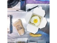 半夜不怕肚子饿　高雄创意店家“ㄔ下面”赠送香蕉
