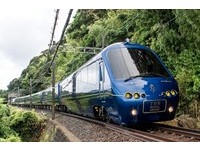 日本新奢华火车旅游！日本横滨的伊豆观光列车启航