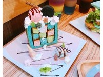 梦幻马卡龙彩虹吐司佐冰淇淋！台中美感九宫格甜点