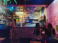 剑潭站新开“热带丛林风酒吧”　多款浓郁果昔佛心价