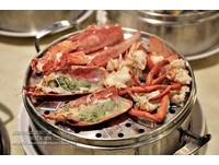 板桥新开幕海鲜蒸气火锅　吃得到波士顿龙虾
